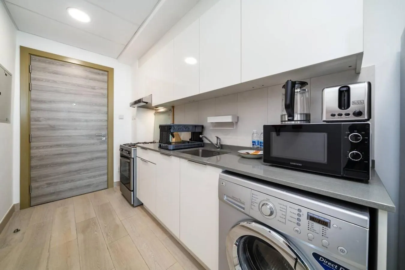 Luxury Jvc Studio In A Great Location Dubai Apartment