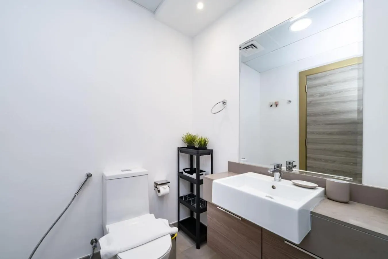 Luxury Jvc Studio In A Great Location دبي شقة